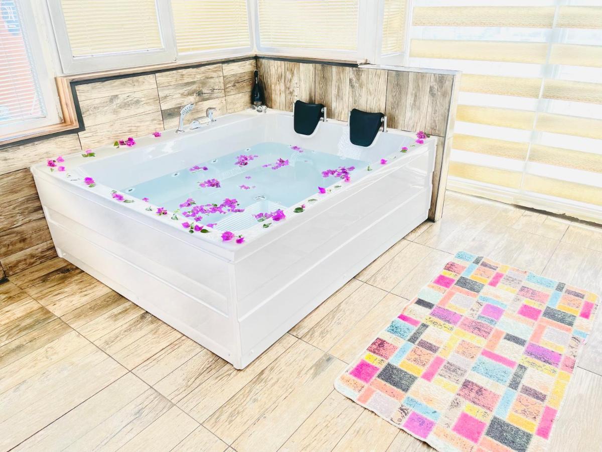 Ale Park Hotel Apartments Анталия Екстериор снимка
