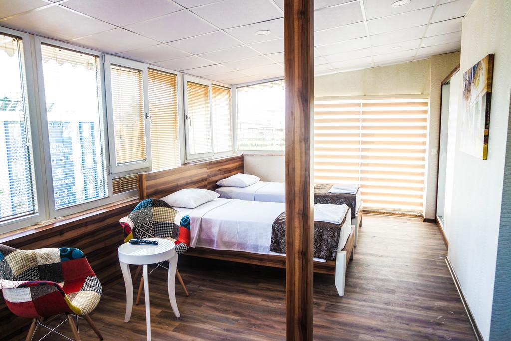 Ale Park Hotel Apartments Анталия Стая снимка