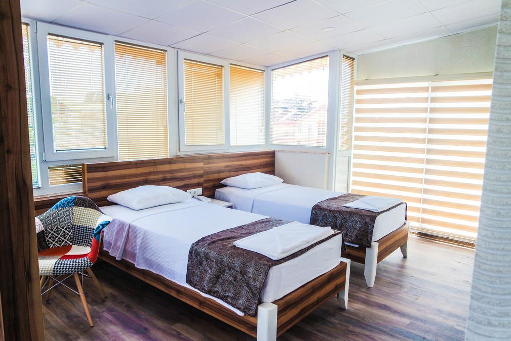 Ale Park Hotel Apartments Анталия Стая снимка
