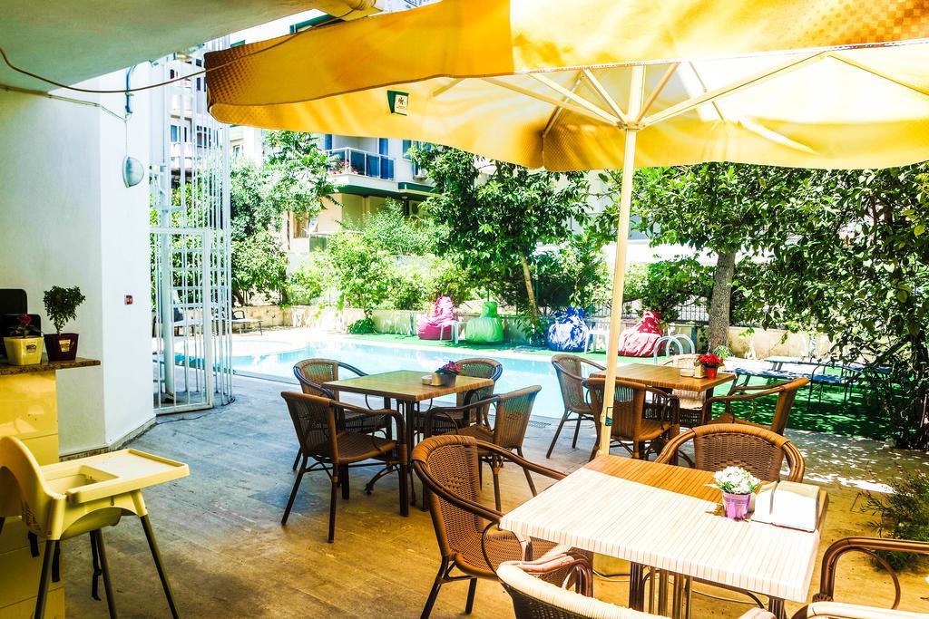 Ale Park Hotel Apartments Анталия Екстериор снимка
