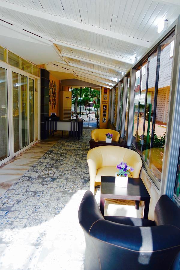 Ale Park Hotel Apartments Анталия Екстериор снимка